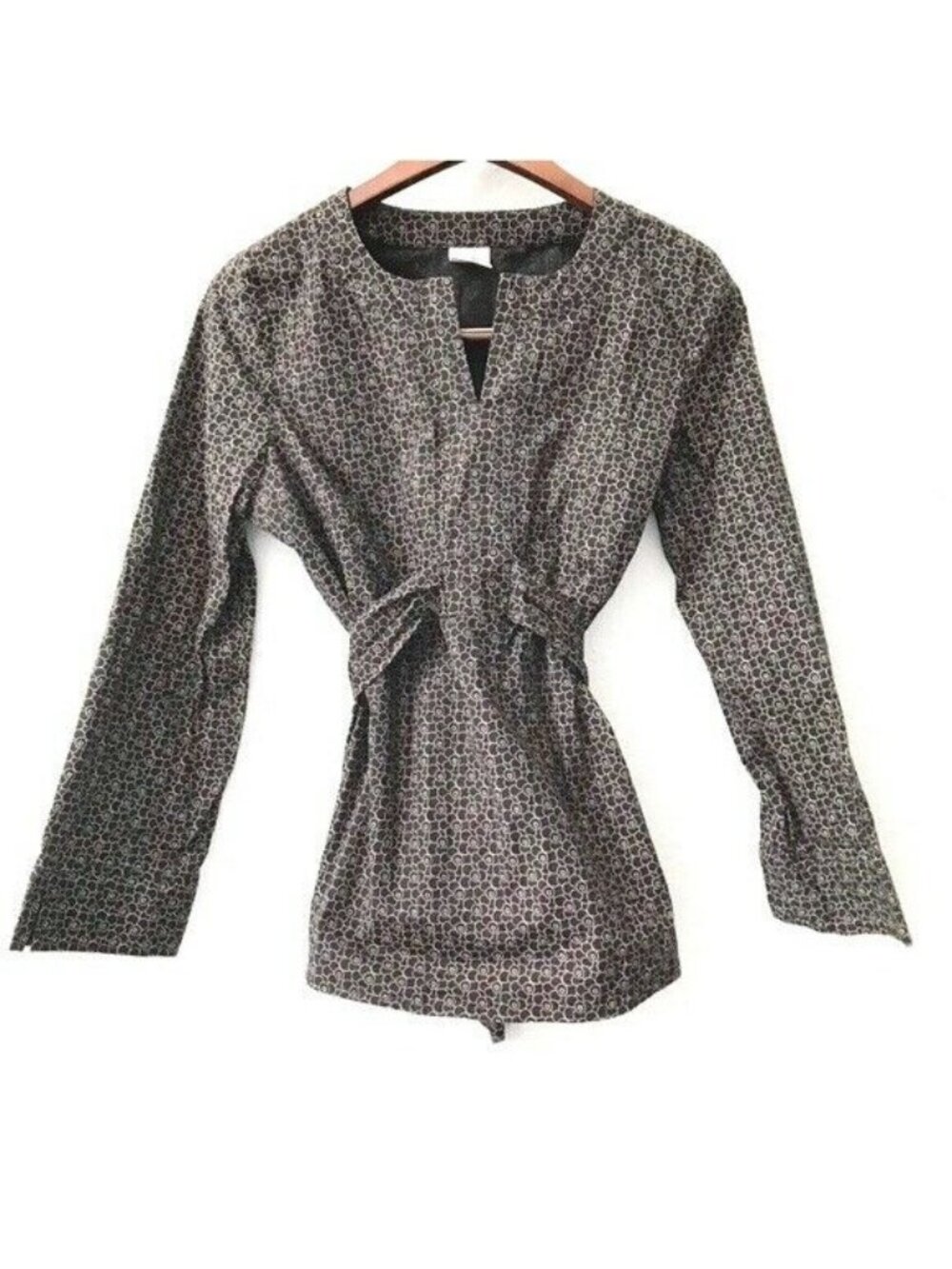 Motherhood Maternity Waist Tie Shirt Womens Size Small Split Neck Geometric